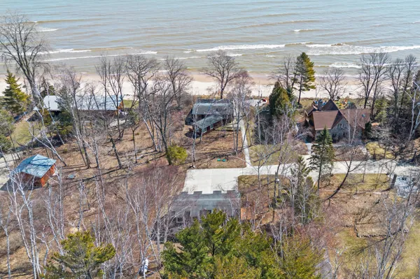$1,650,000 | 6576 Silver Beach North, Unit 6577, Cedar Grove, WI 53013