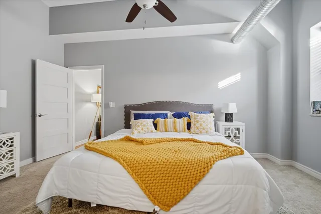 $169,995 | 212 North Center Street, Unit 302, Bloomington, IL 61701