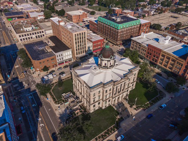 212 North Center Street, Unit 302 Bloomington, IL 61701 - Photo 2 of 30