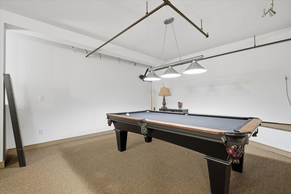 212 North Center Street, Unit 302 Bloomington, IL 61701 - Photo 28 of 30