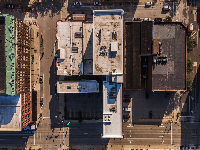 212 North Center Street, Unit 302 Bloomington, IL 61701 - Photo 3 of 30