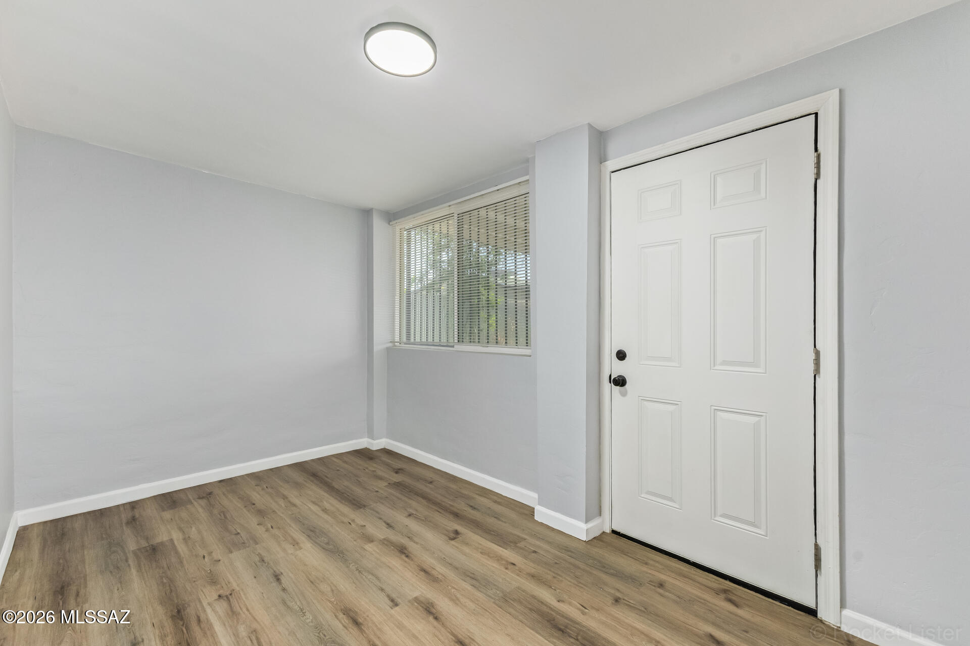 732 East 38th Street Tucson, AZ 85713 - Photo 3 of 31