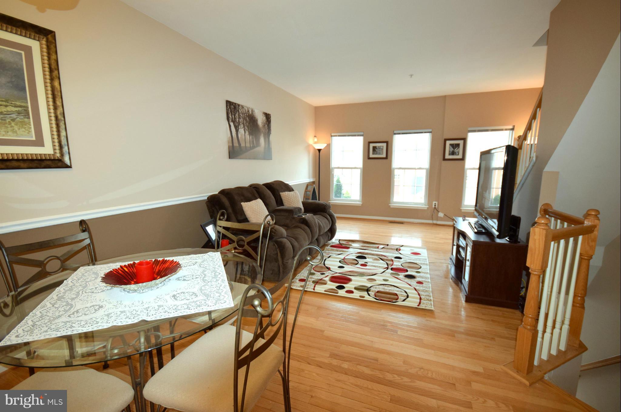 5810 Summers Grove Road Alexandria, VA 22304 - Photo 4 of 26 Dining Room