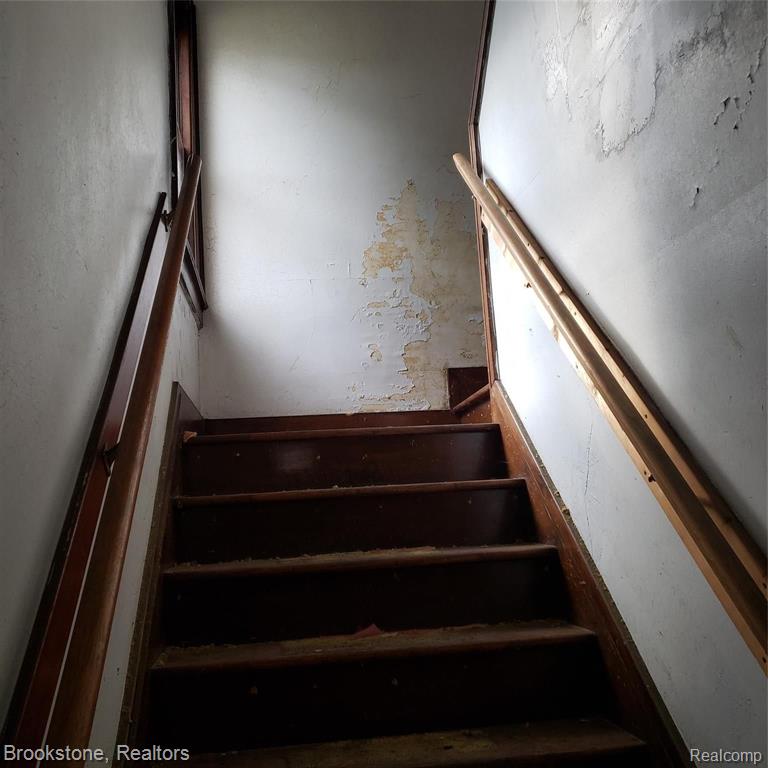 3511 Devonshire Road Detroit, MI 48224 - Photo 7 of 49