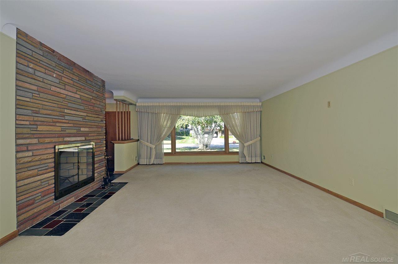 41 Willison Road Grosse Pointe Shores, MI 48236 - Photo 9 of 34