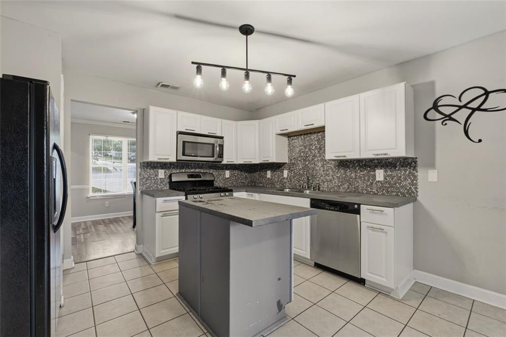 7107 Springchase Way Austell, GA 30168 - Photo 14 of 35
