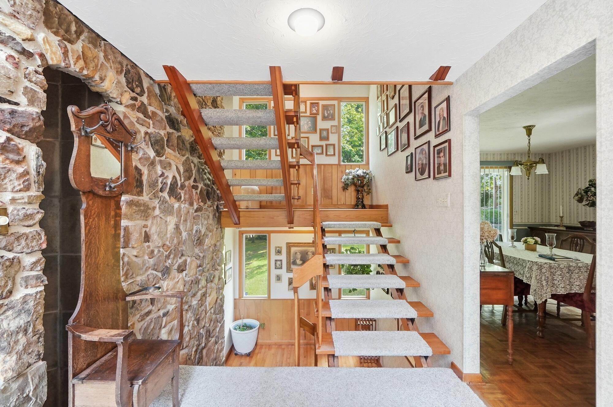2700 Cardinal Road Springfield, OH 45504 - Photo 45 of 84 055