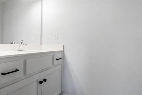 $405,000 | 6008 Northeast 119th Street, Kansas City, MO 64156