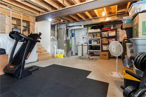 $405,000 | 6008 Northeast 119th Street, Kansas City, MO 64156