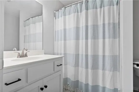 $405,000 | 6008 Northeast 119th Street, Kansas City, MO 64156