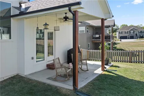 $405,000 | 6008 Northeast 119th Street, Kansas City, MO 64156