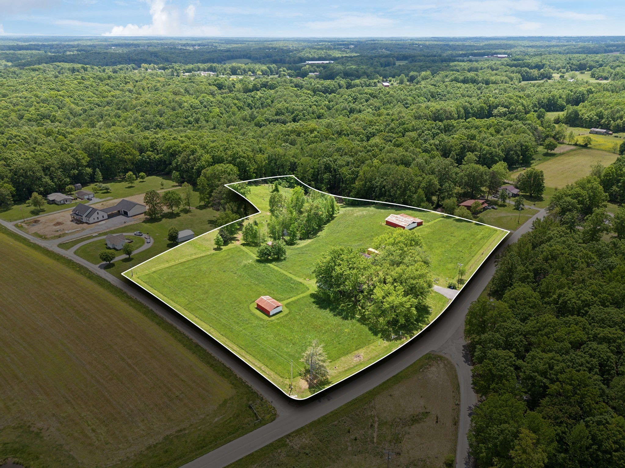 820 Jimtown Road Lafayette, TN 37083 - Photo 2 of 66