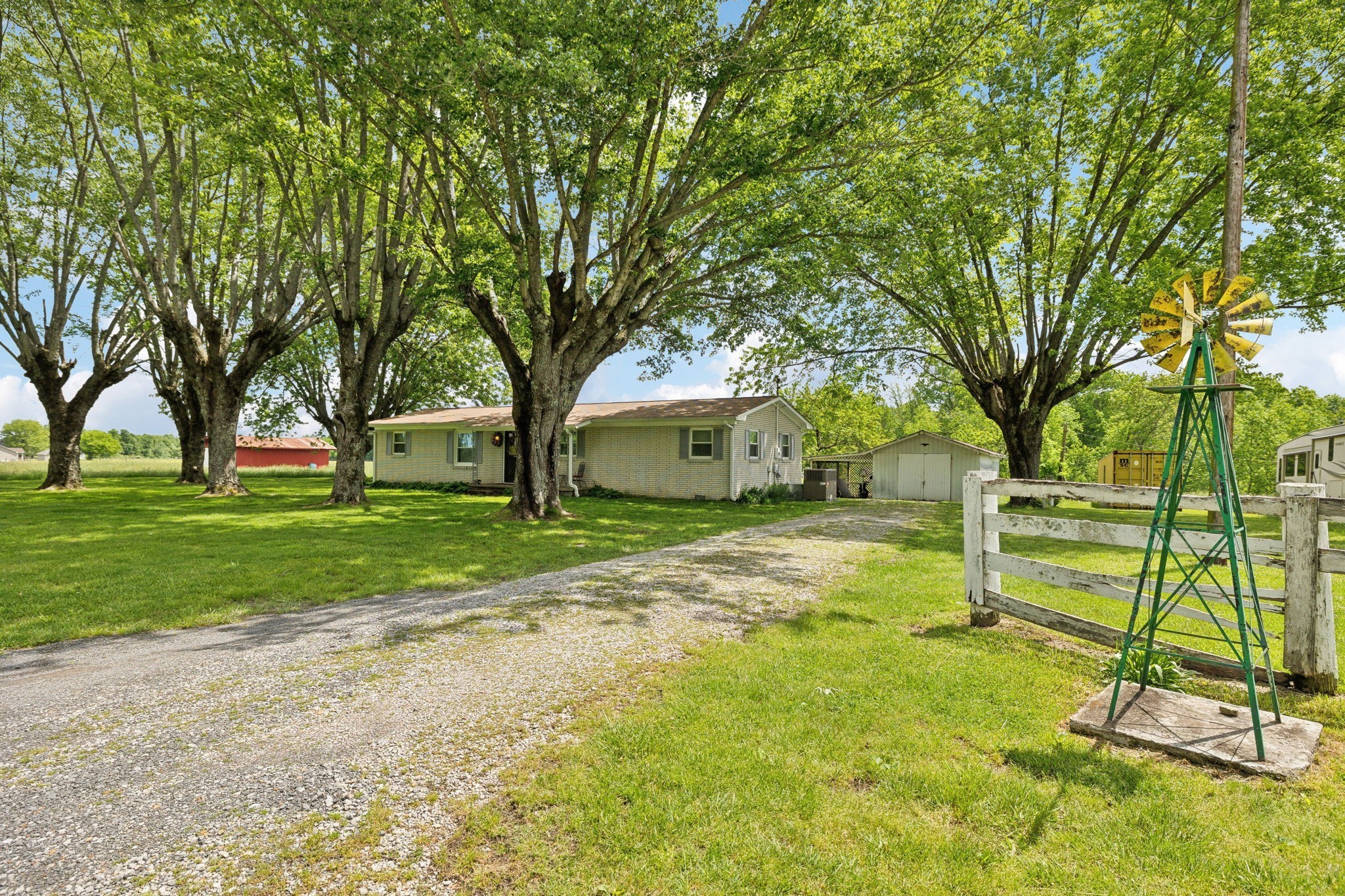 820 Jimtown Road Lafayette, TN 37083 - Photo 5 of 66