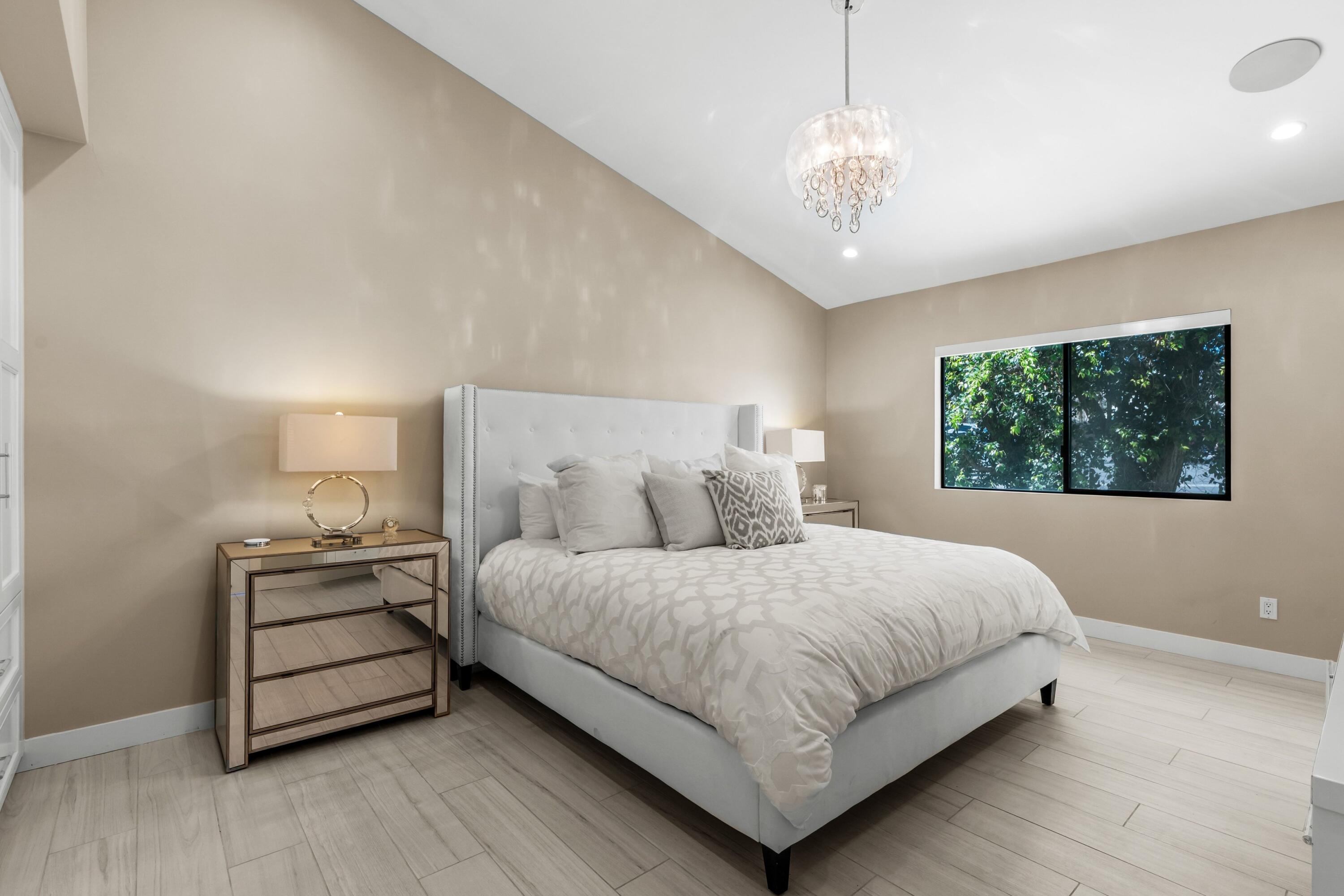 33 Medina Way Rancho Mirage, CA 92270 - Photo 13 of 30 015_33medinaway19_494