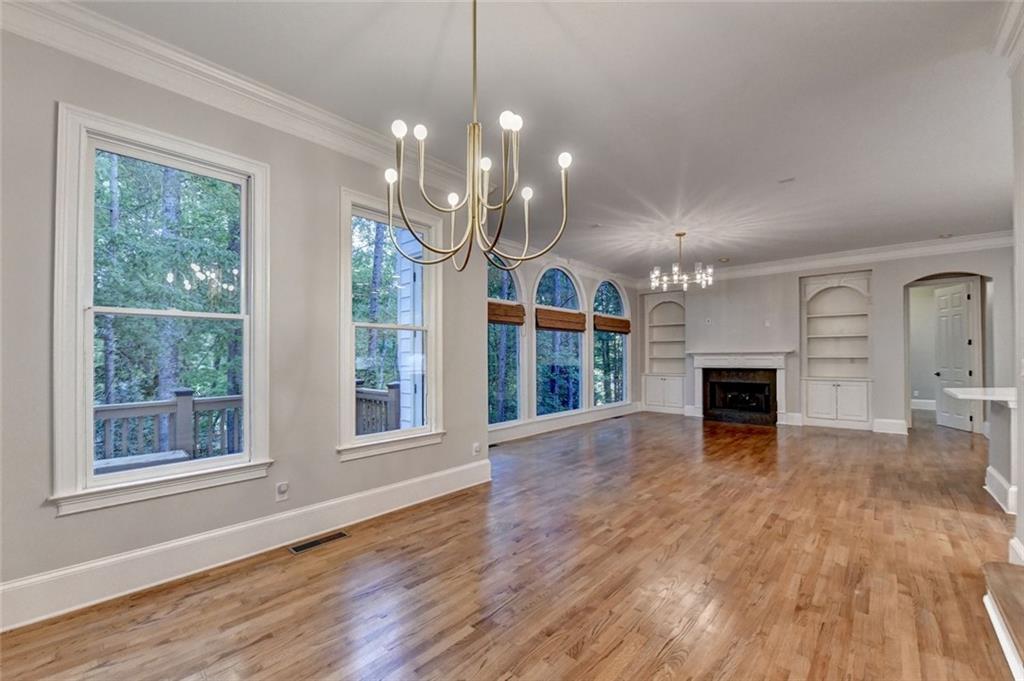 260 Lake Summit View Atlanta, GA 30342 - Photo 14 of 53