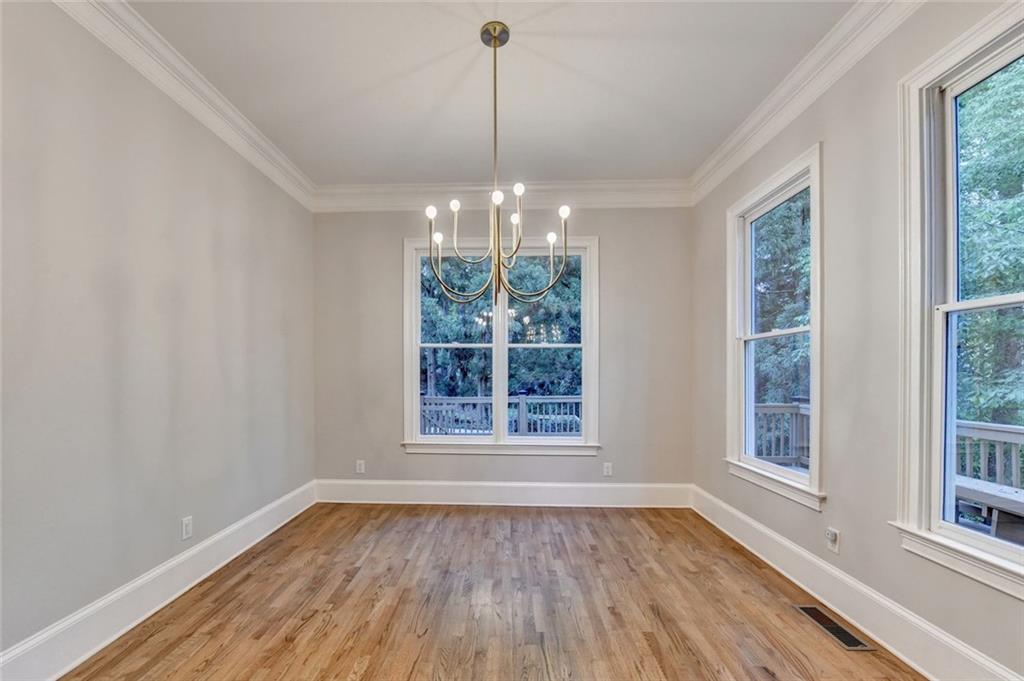 260 Lake Summit View Atlanta, GA 30342 - Photo 15 of 53