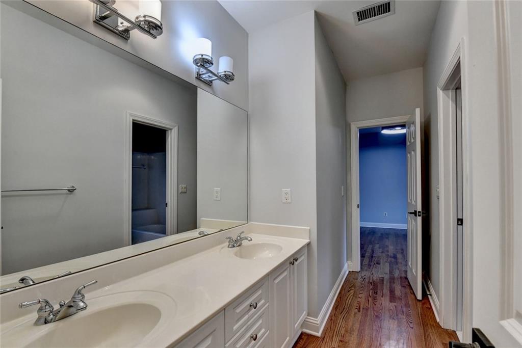 260 Lake Summit View Atlanta, GA 30342 - Photo 32 of 53