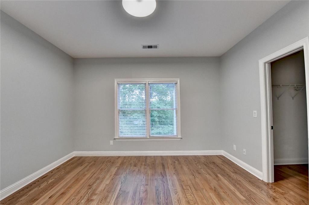 260 Lake Summit View Atlanta, GA 30342 - Photo 33 of 53