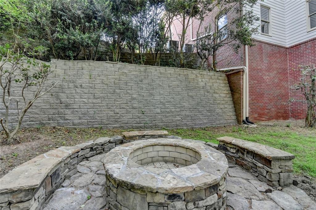 260 Lake Summit View Atlanta, GA 30342 - Photo 48 of 53