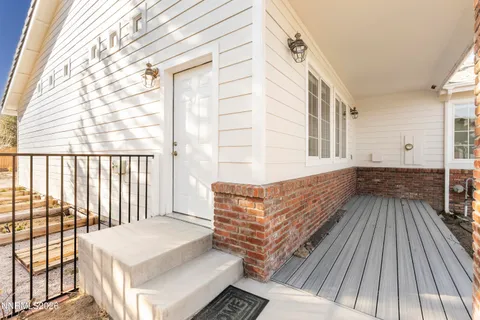 $1,075,000 | 325 Old Washoe Circle, Washoe Valley, NV 89704