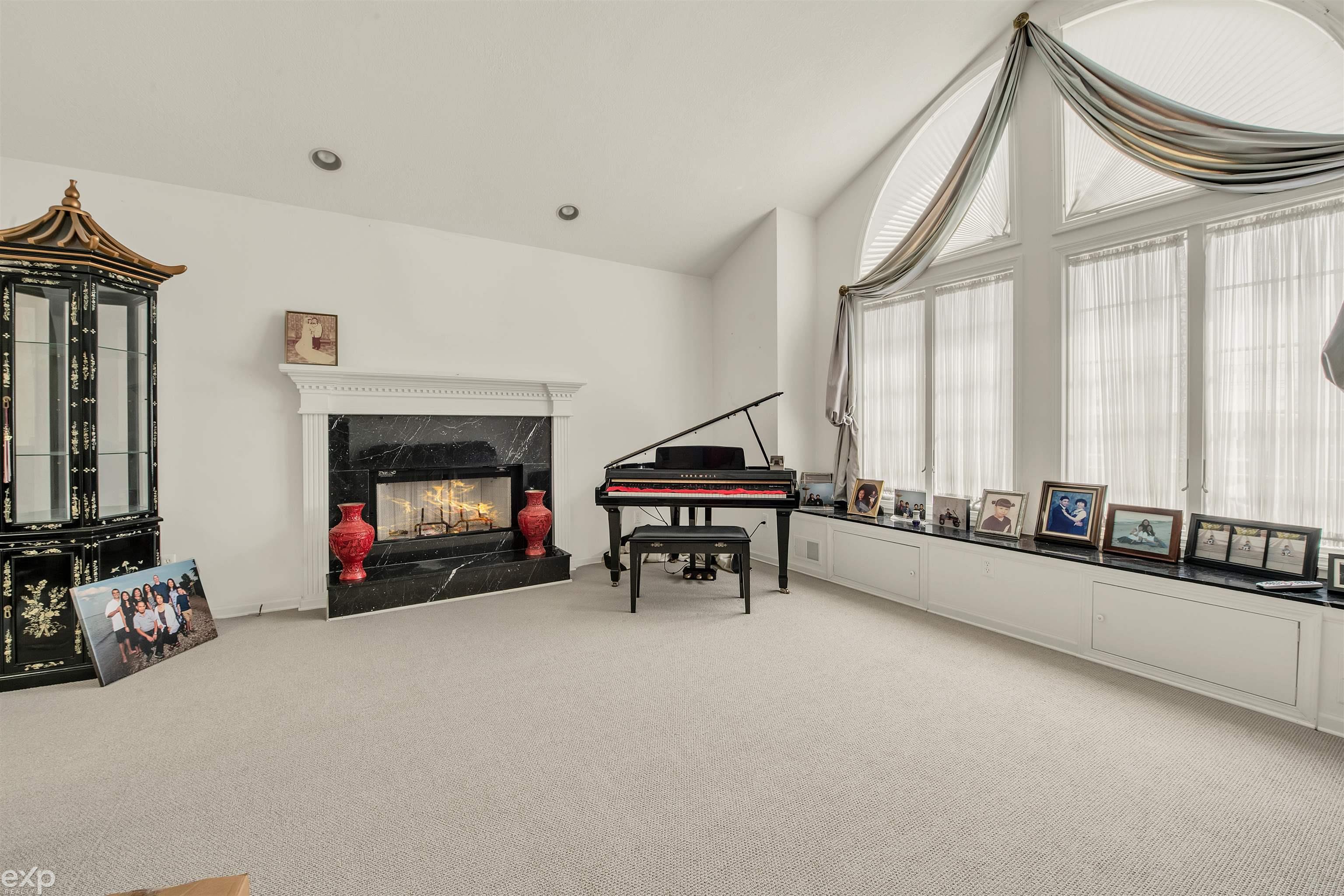 23890 Hall Road Woodhaven, MI 48183 - Photo 28 of 39