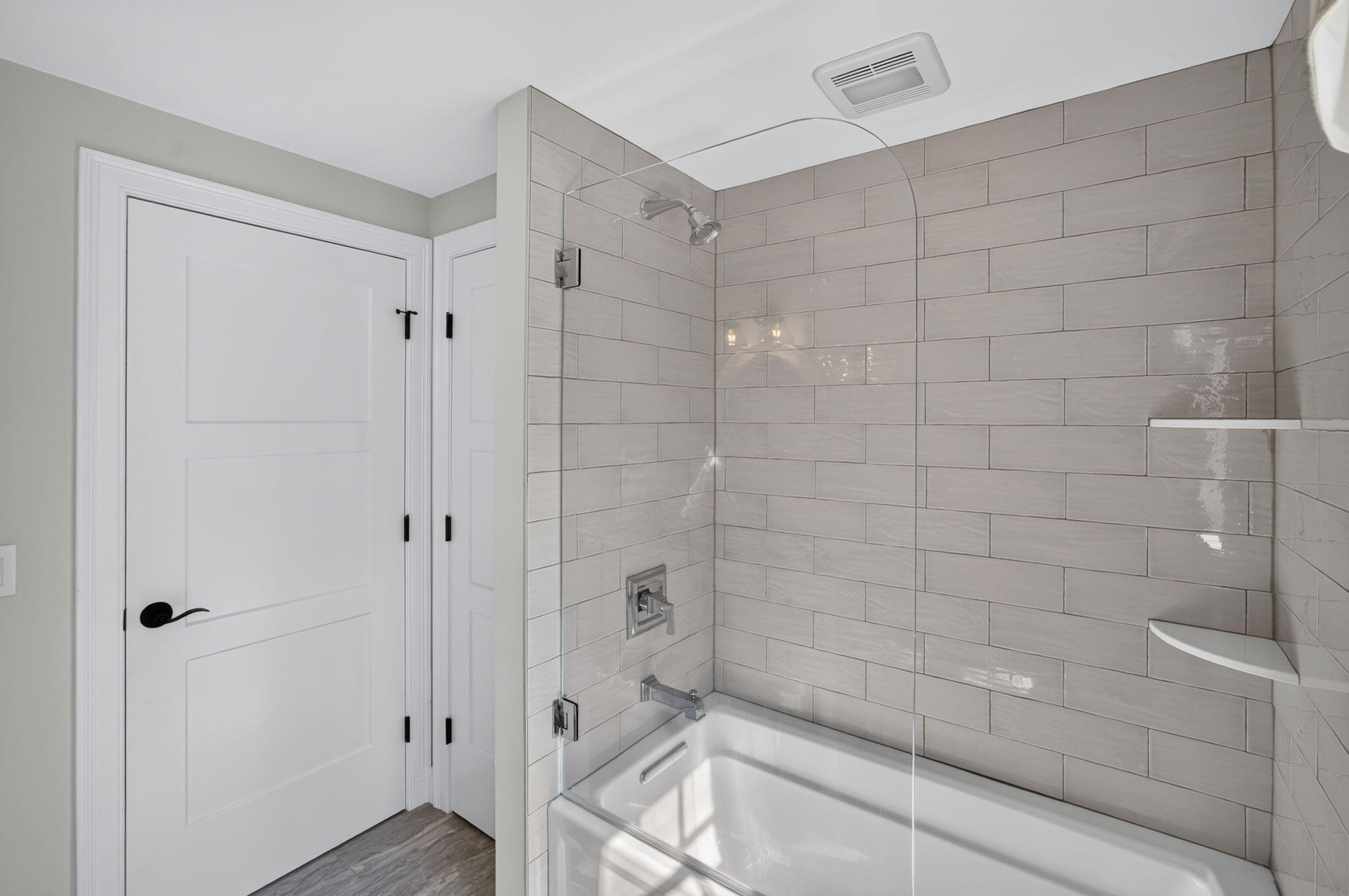 390 Airline Road Dennis, MA 02660 - Photo 36 of 46 Custom Tile and tub combo