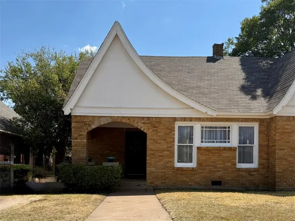 $185,000 | 944 Marion Avenue, Fort Worth, TX 76104