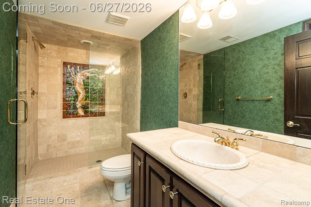 3347 St George Court Rochester, MI 48306 - Photo 38 of 51 Basement full bath