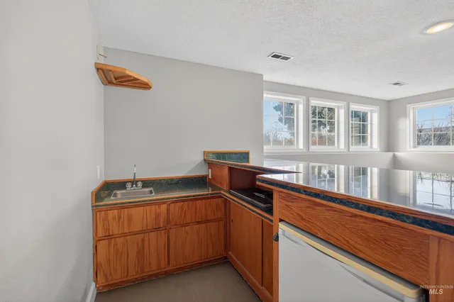 $520,000 | 2901 Knoll Crest Drive, Lewiston, ID 83501