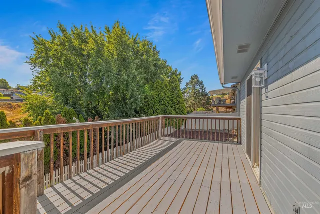 $520,000 | 2901 Knoll Crest Drive, Lewiston, ID 83501