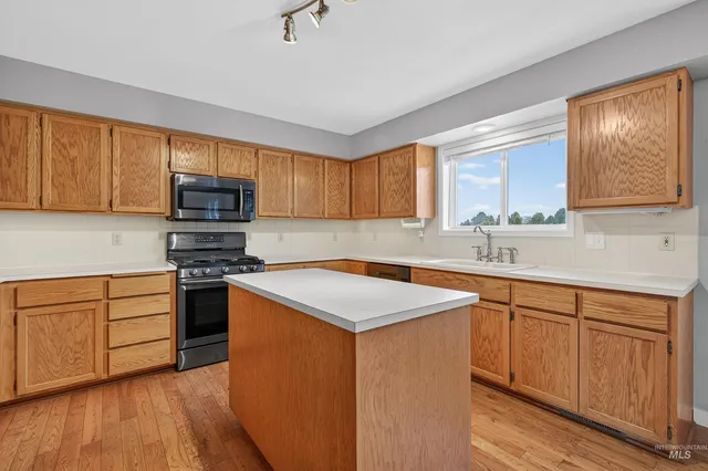 $520,000 | 2901 Knoll Crest Drive, Lewiston, ID 83501