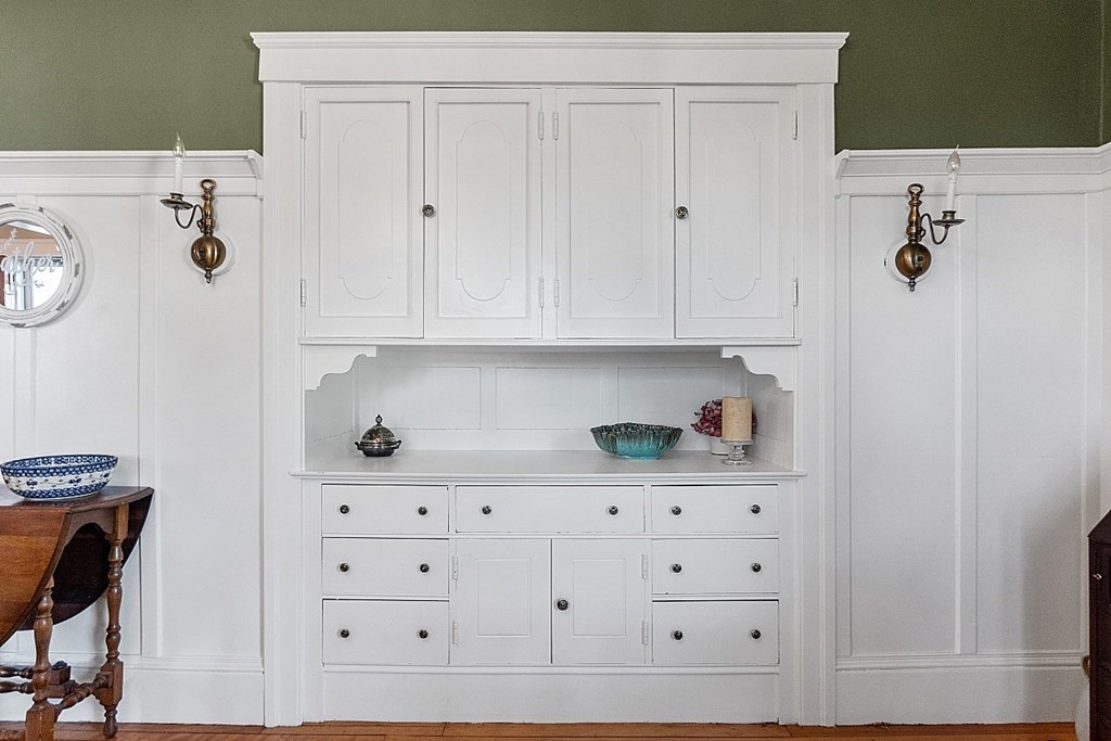 14 Montvale Road Worcester, MA 01609 - Photo 17 of 38 Gallery Image 17