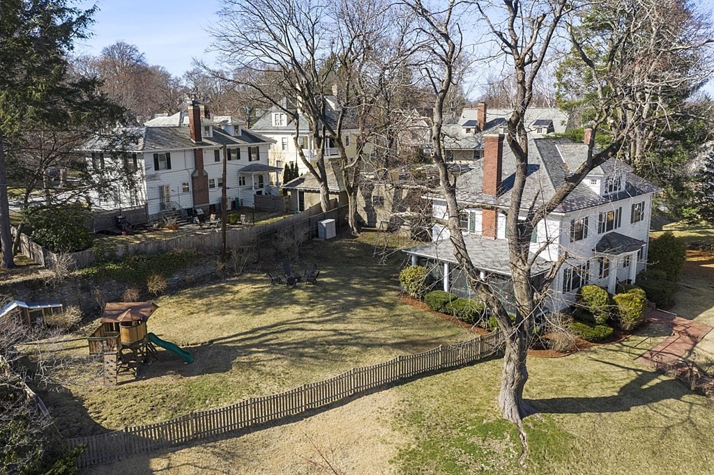 14 Montvale Road Worcester, MA 01609 - Photo 3 of 38 Gallery Image 3