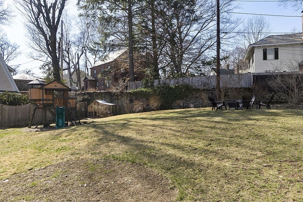 14 Montvale Road Worcester, MA 01609 - Photo 36 of 38 Gallery Image 36