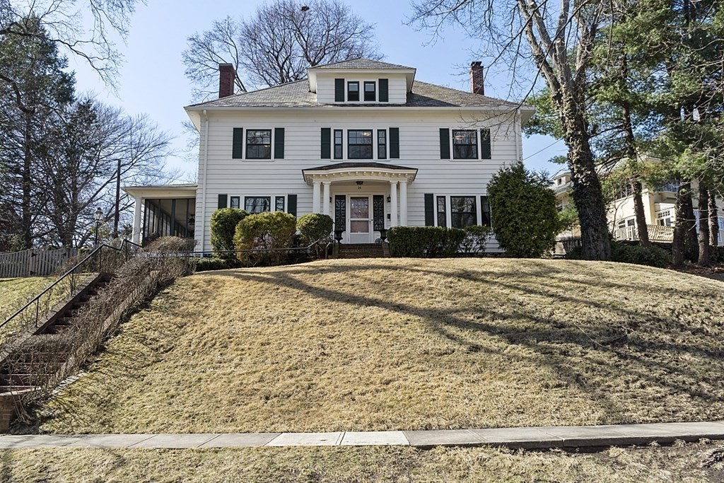 14 Montvale Road Worcester, MA 01609 - Photo 5 of 38 Gallery Image 5