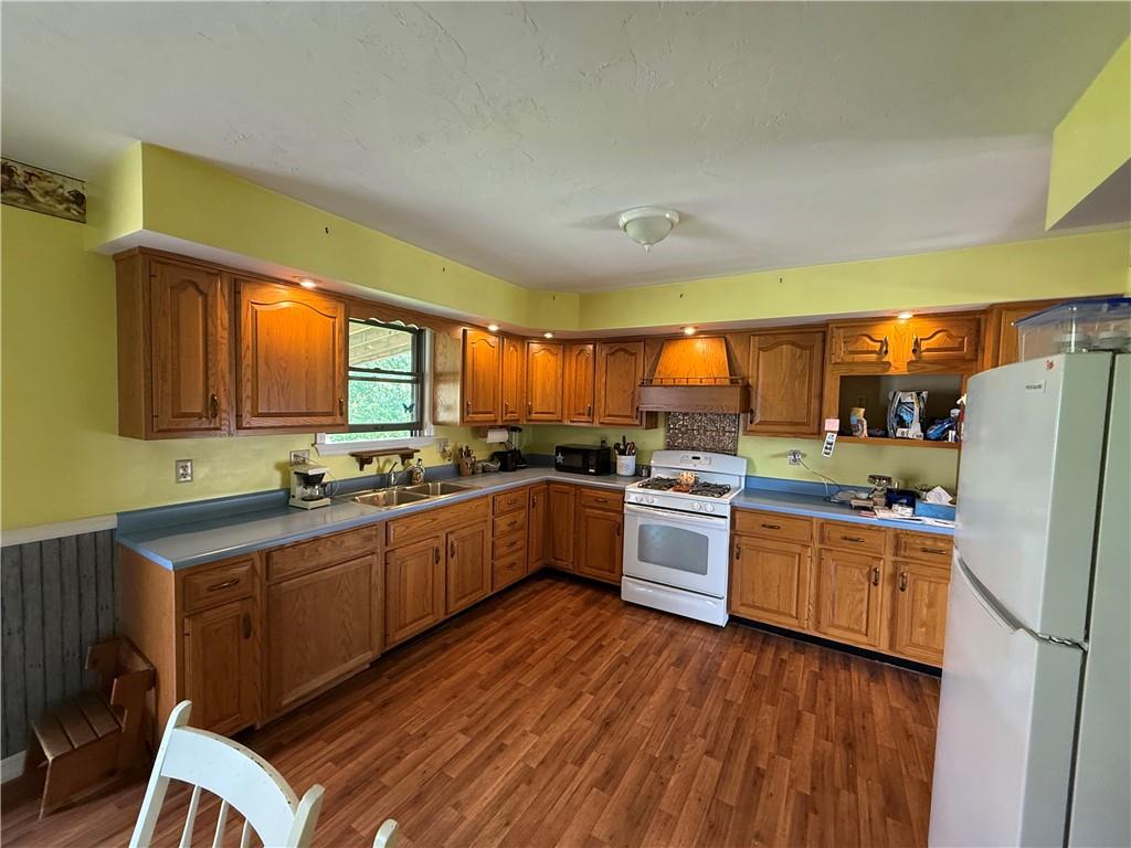355 Gabriel Avenue Indiana, PA 15701 - Photo 3 of 18