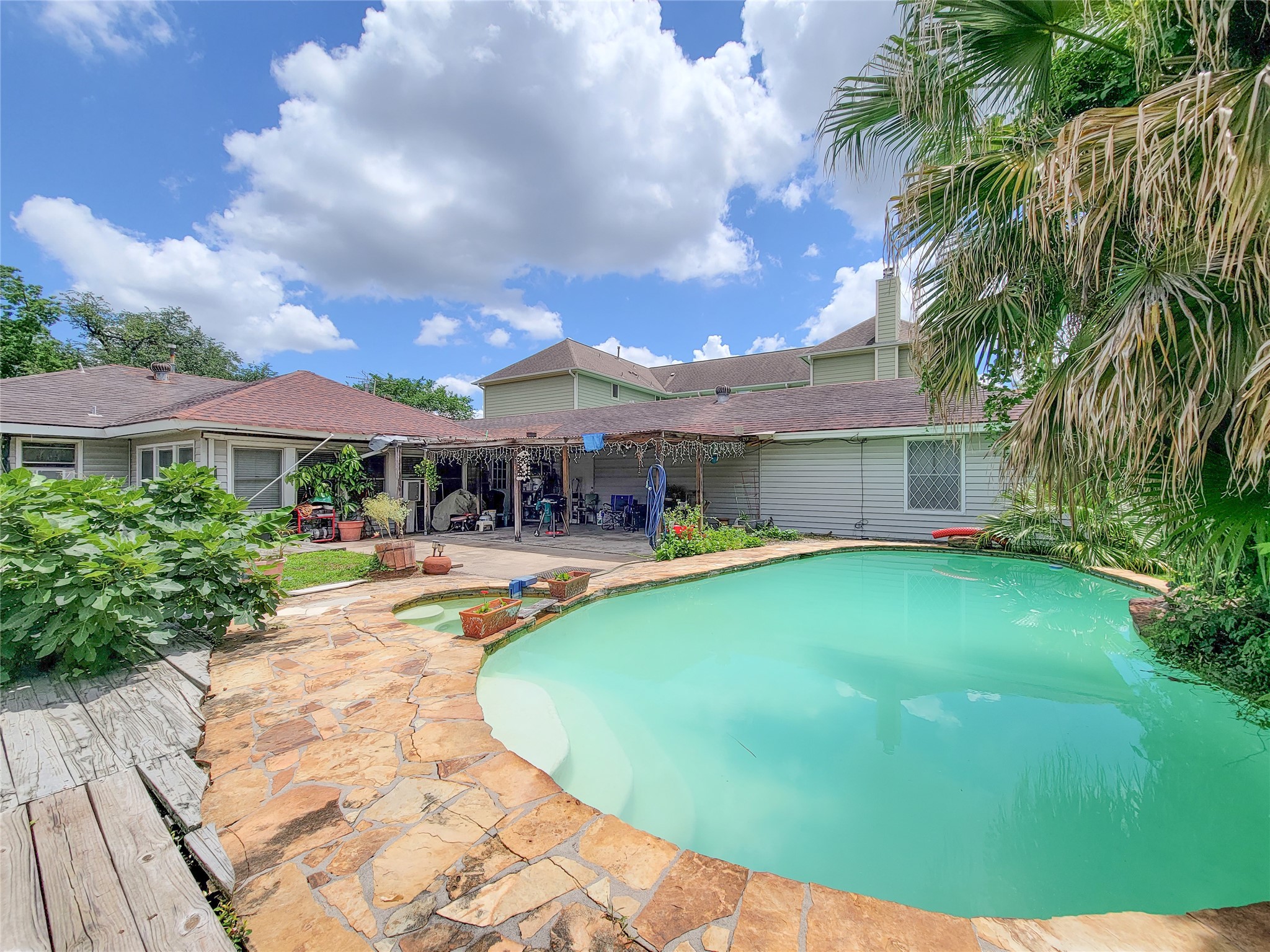 6127 Hurst Street Houston, TX 77008 - Photo 5 of 11