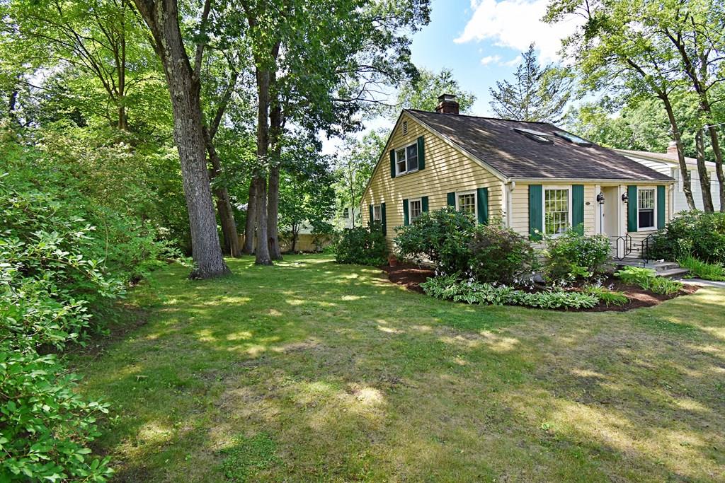 118 Cedar Street Lexington, MA 02421 - Photo 3 of 37