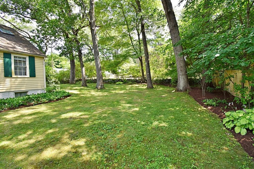 118 Cedar Street Lexington, MA 02421 - Photo 33 of 37