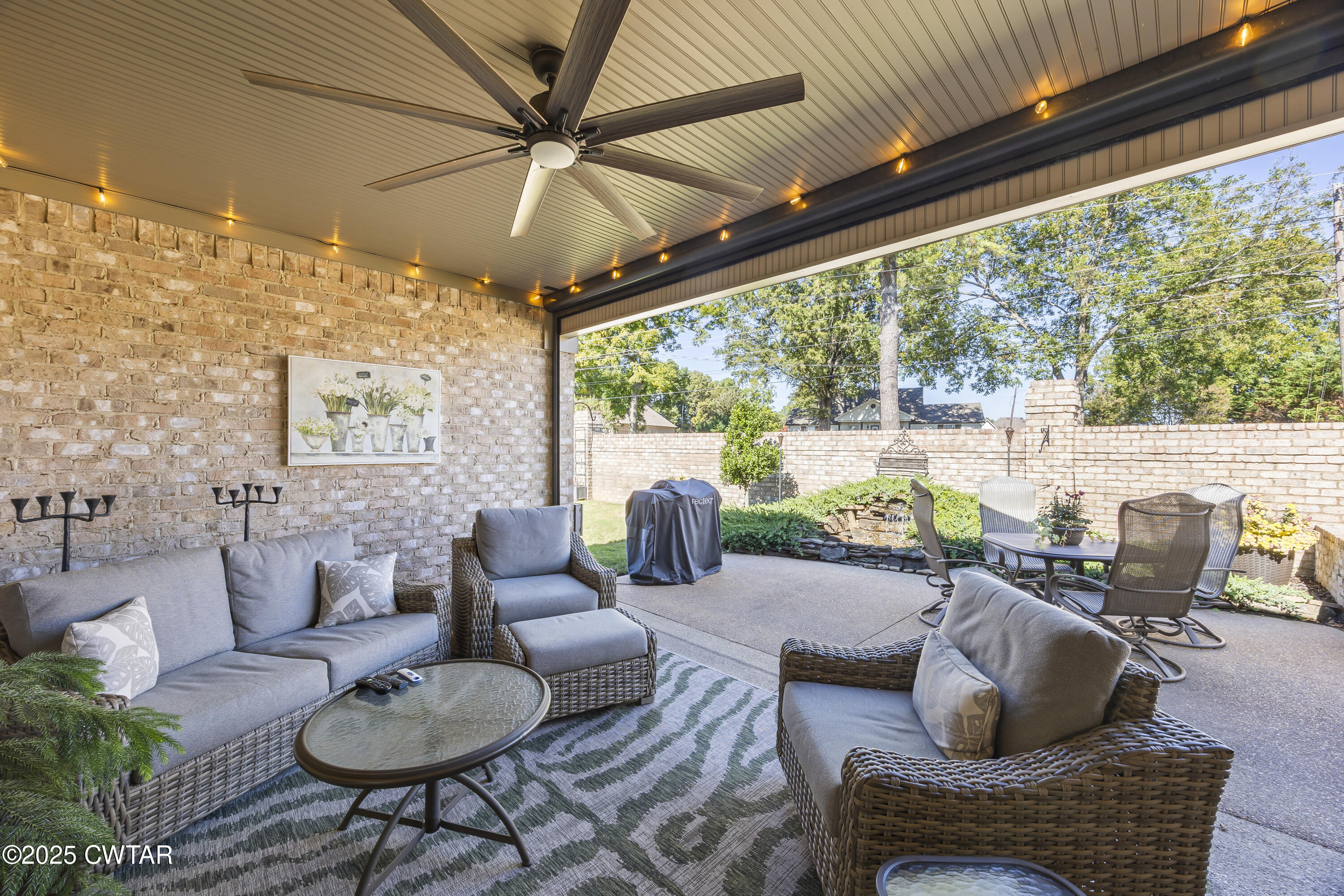 79 Water Ridge Place Jackson, TN 38305 - Photo 4 of 39 a living room with furniture and a large window