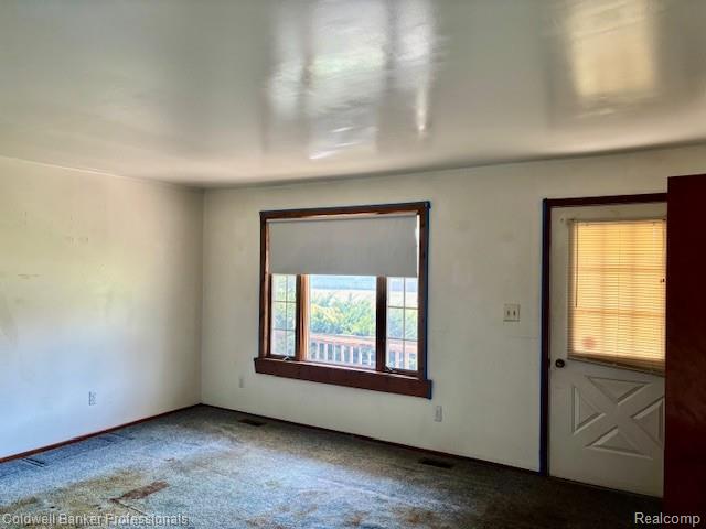 25449 Bell Road New Boston, MI 48164 - Photo 6 of 14 7.jpg