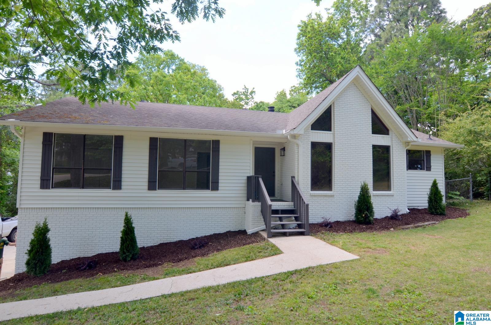 1471 Cross Path Drive Alabaster, AL 35007 - Photo 2 of 48