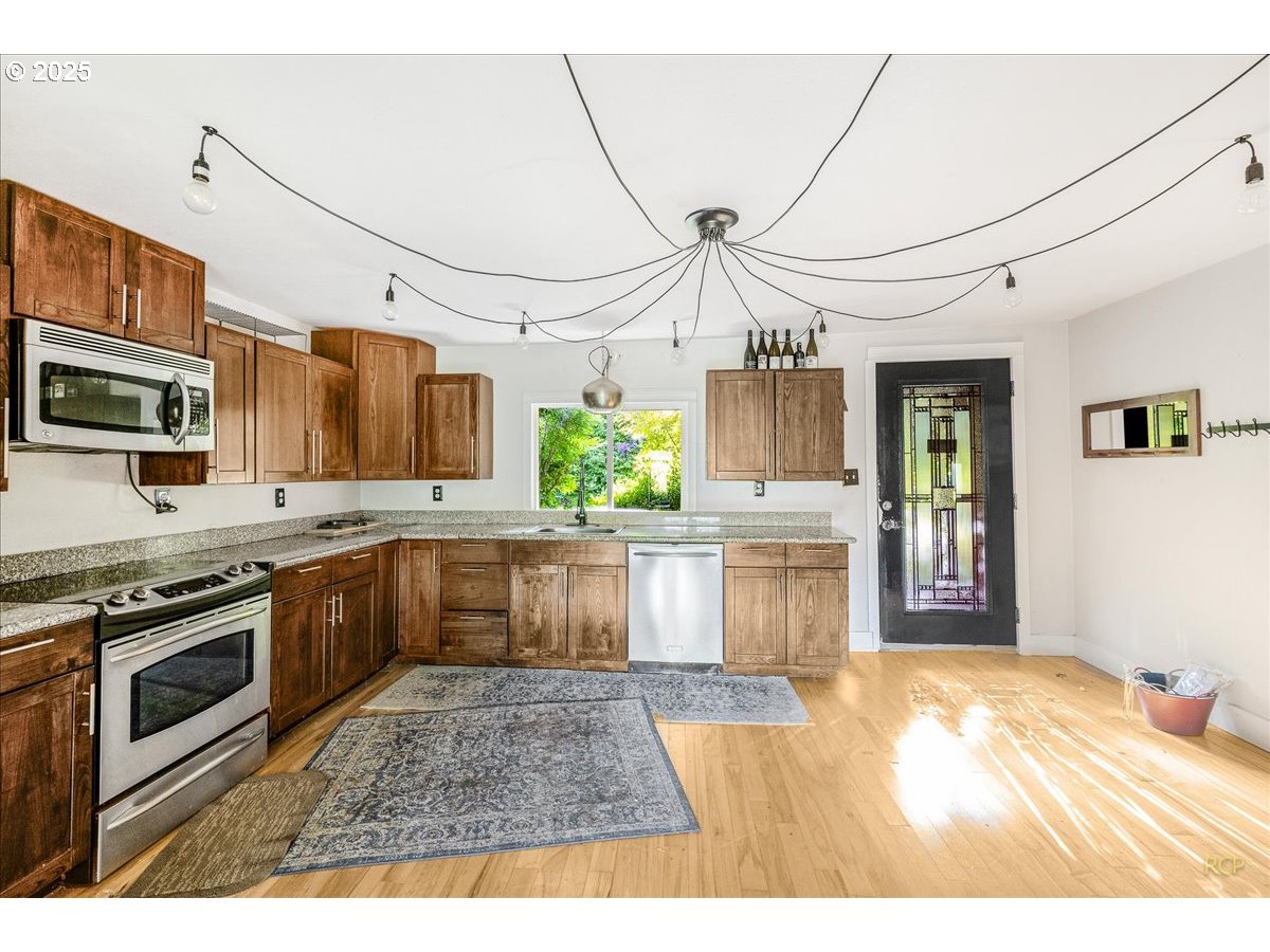 35070 Bachelor Flat Road St. Helens, OR 97051 - Photo 13 of 31