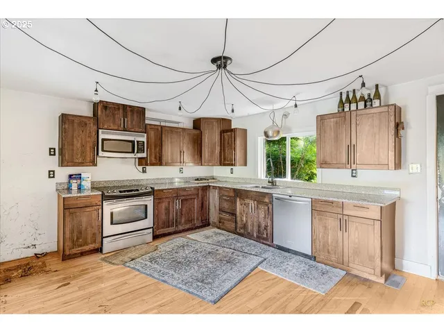 $374,000 | 35070 Bachelor Flat Road, St. Helens, OR 97051