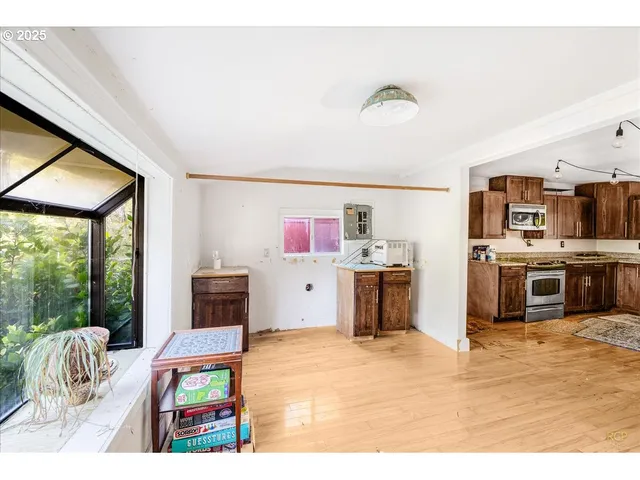 $374,000 | 35070 Bachelor Flat Road, St. Helens, OR 97051