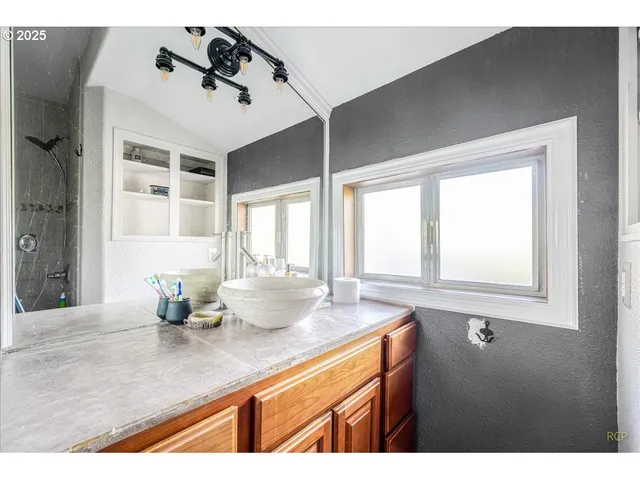 $374,000 | 35070 Bachelor Flat Road, St. Helens, OR 97051