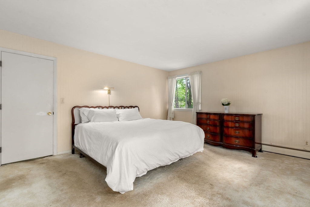 26 Arrowhead Road Weston, MA 02493 - Photo 13 of 28