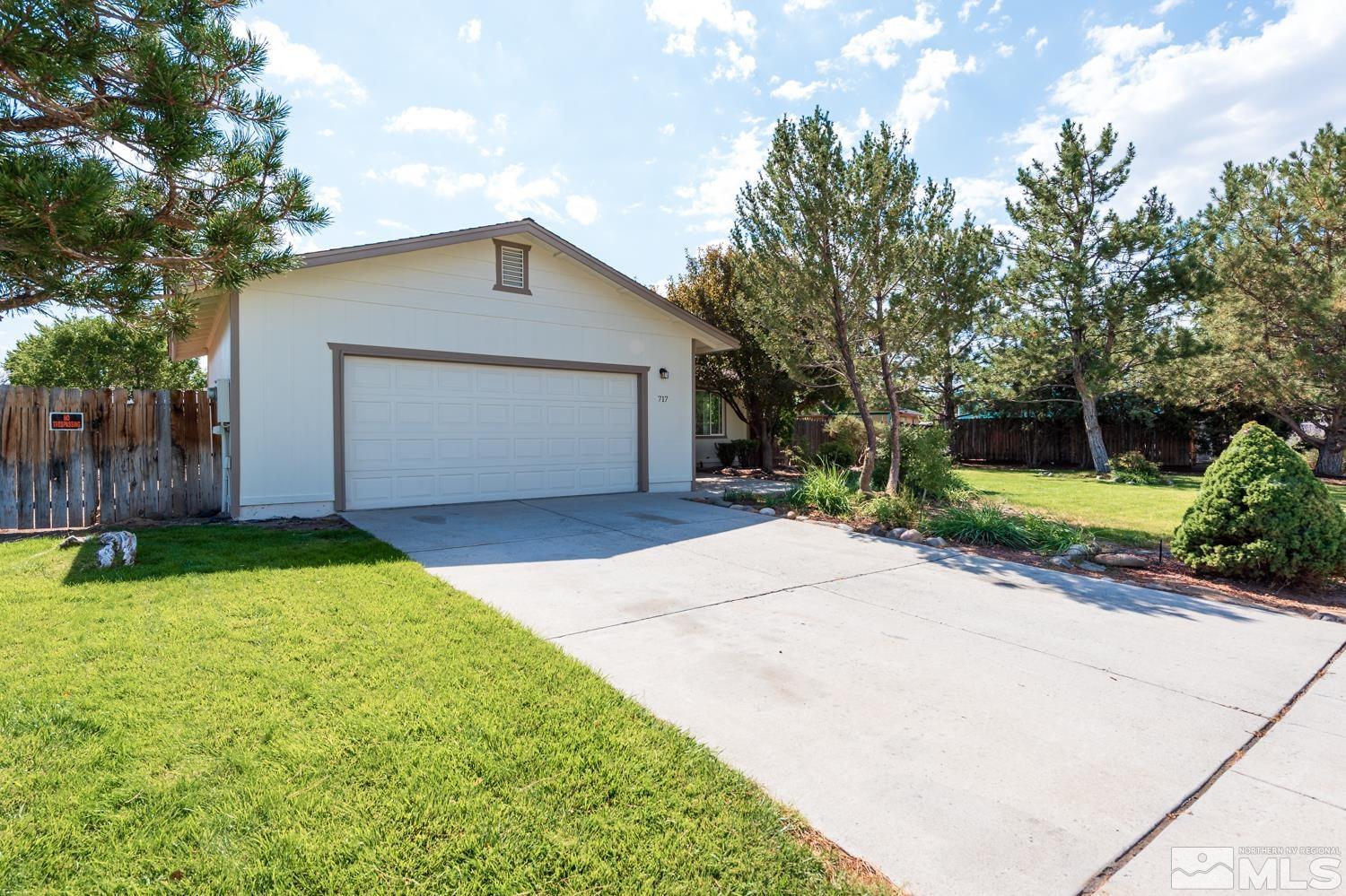 717 Bluerock Road Gardnerville, NV 89460 - Photo 3 of 32 Photo 3