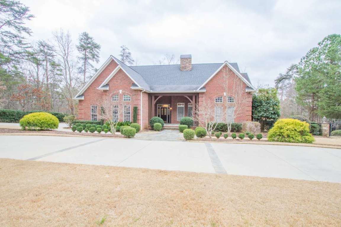 131 Sapphire Point Anderson, SC 29626 - Photo 1 of 36 Gallery Image 1