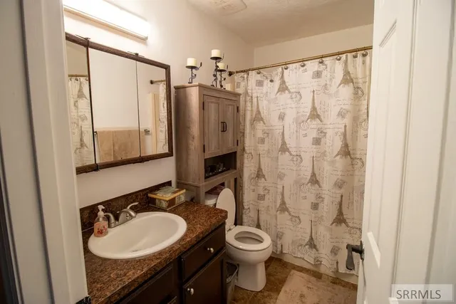 $392,500 | 290 Donna Drive, Idaho Falls, ID 83402